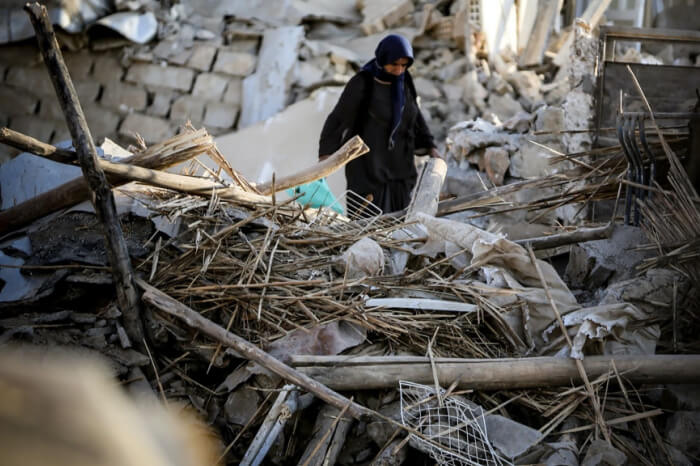 Zerstörte Gebäude nach einem Erdbeben in der Türkei