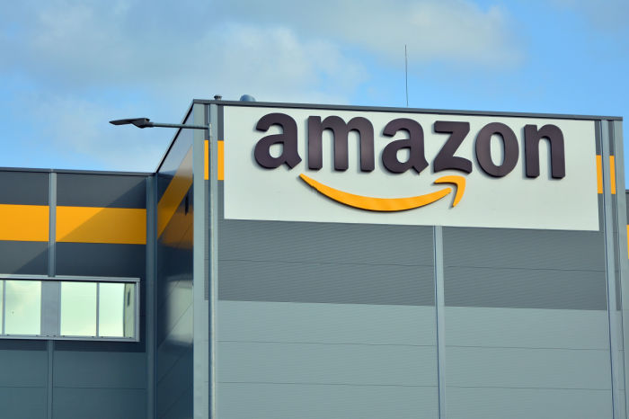 Amazon Logo Gebäude