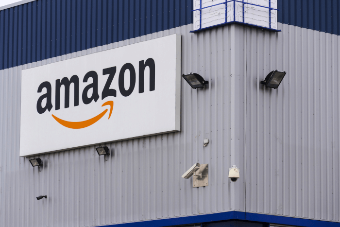 Logistikzentrum des Online-Konzerns Amazon