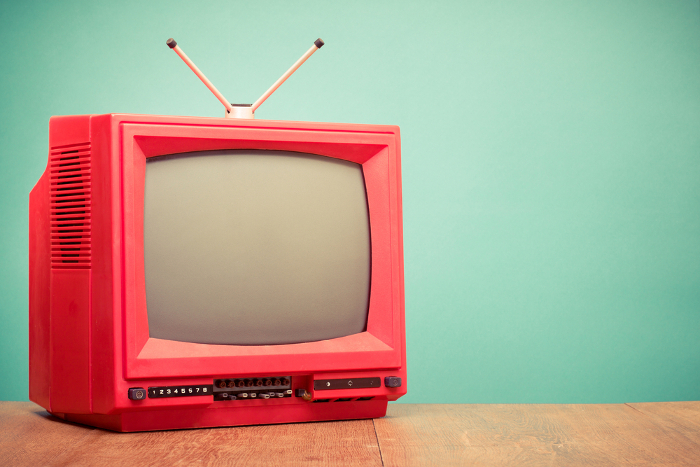 Retro-Fernseher in Rot